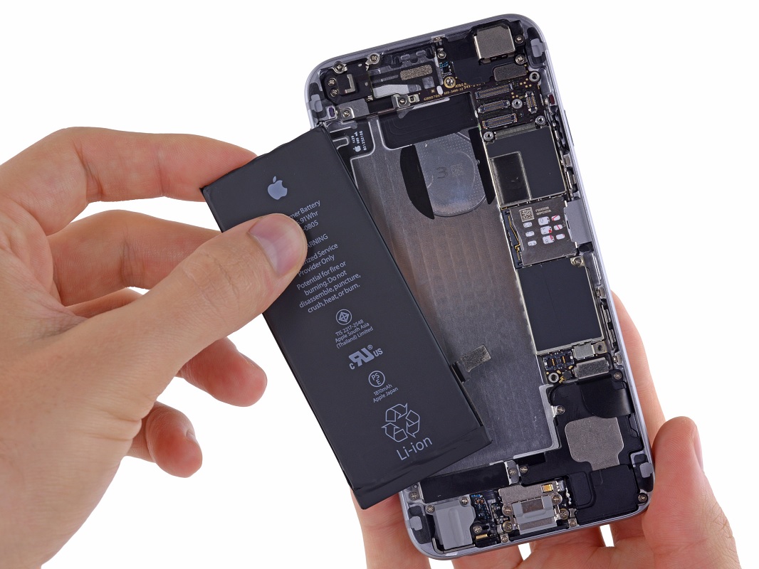 Thay pin Iphone 6 - Sua chua dien thoai Minh Phat Mobile HCM - Bac Lieu 0979150456 web https://minhphatmobile.vn