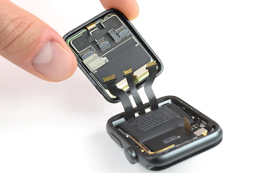 Thay màn hình Apple Watch Series 3 42mm-Sua chua dien thoai Minh Phat Mobile HCM - Bac Lieu 0979150456 web https://minhphatmobile.vn